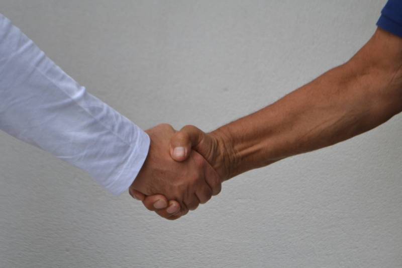 Prise de rendez-vous rapide pour une intervention à domicile: changement d'écran iPhone cassé