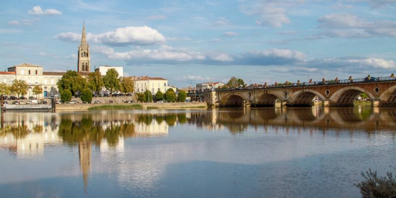 Faire remplacer l'écran cassé de son iPhone à domicile sur le secteur de Libourne :
